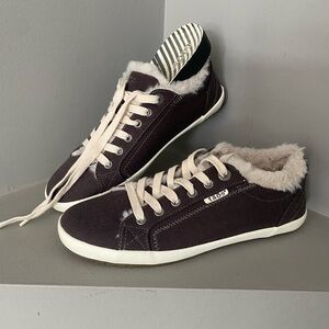 Taos sneakers